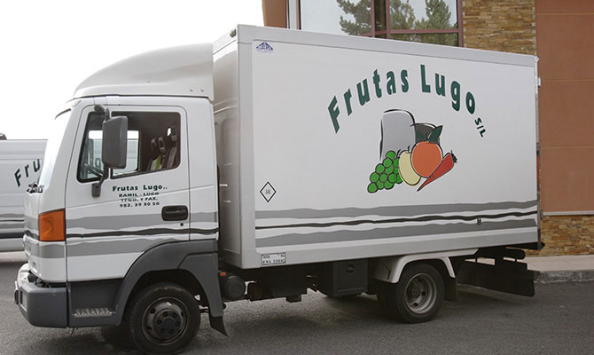 Frutas Lugo camión